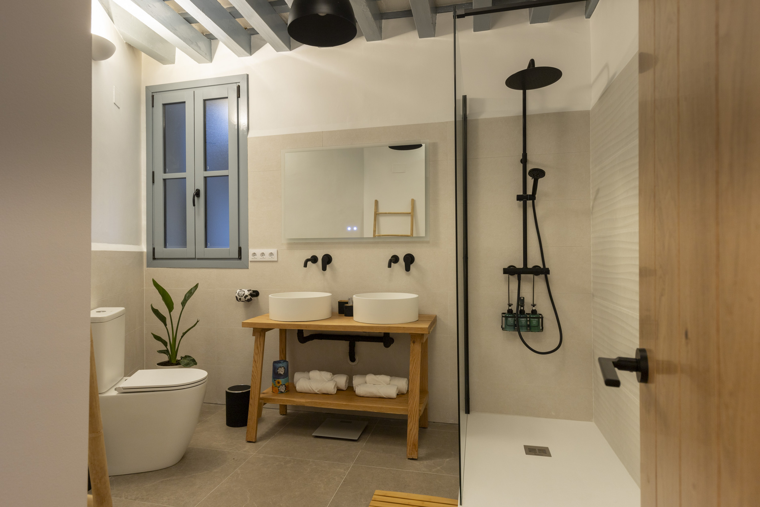Andaluz Homes