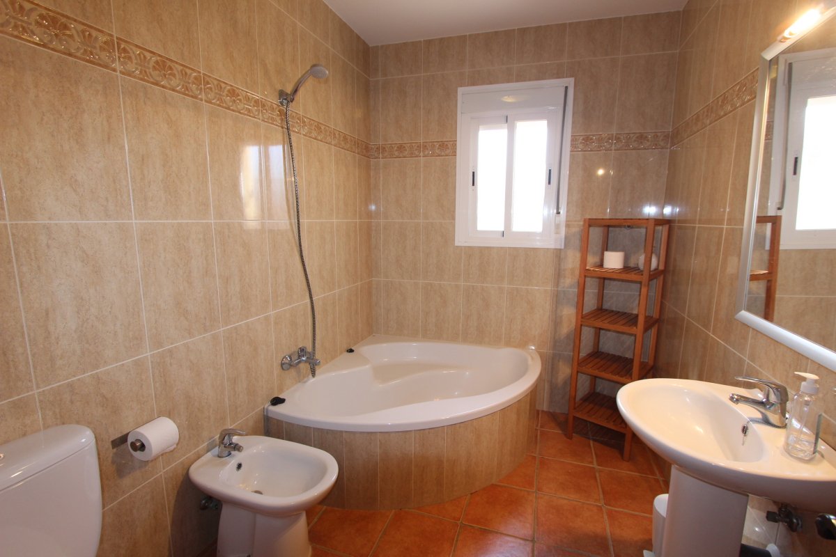 Andaluz Homes