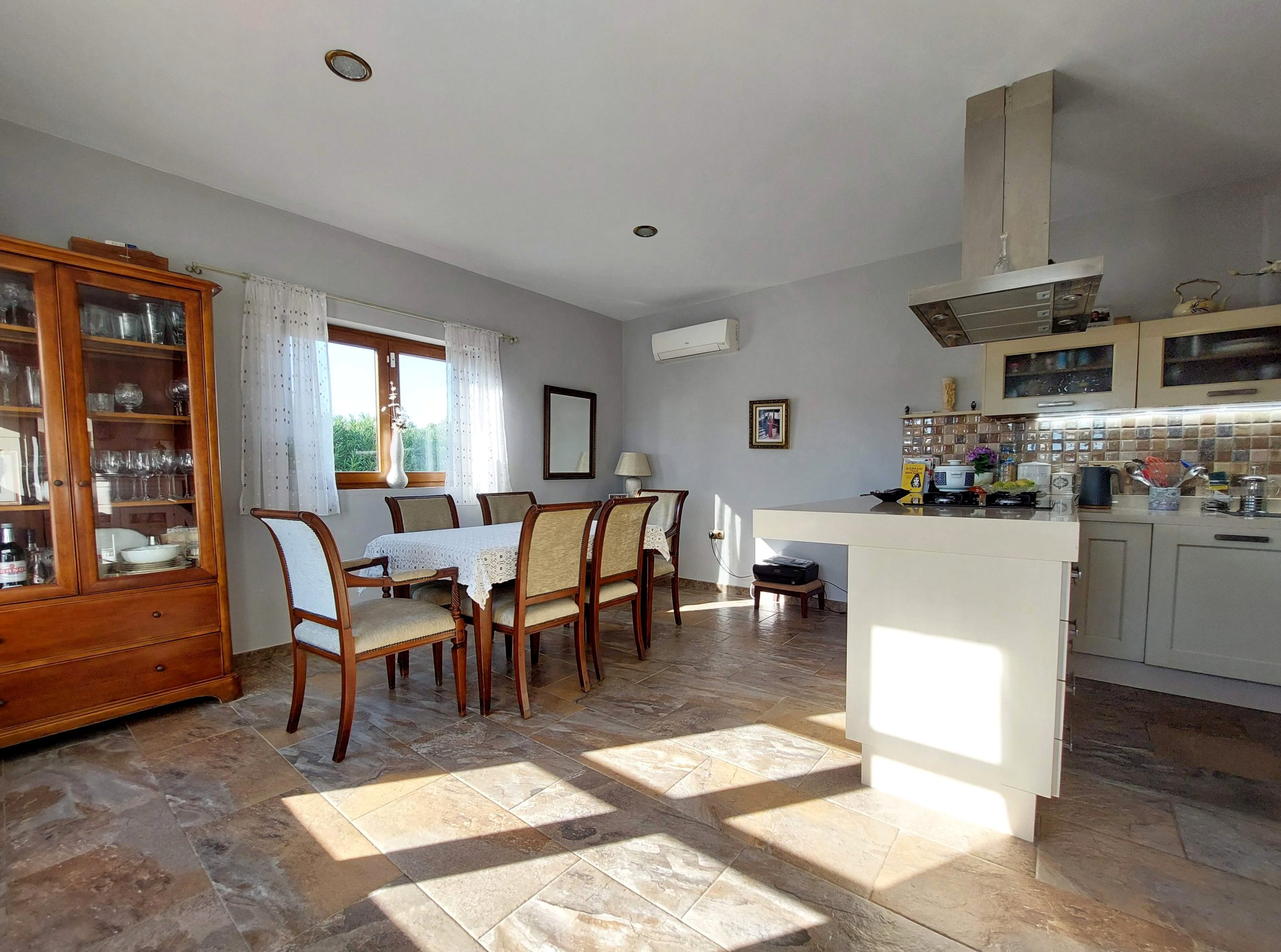 Andaluz Homes