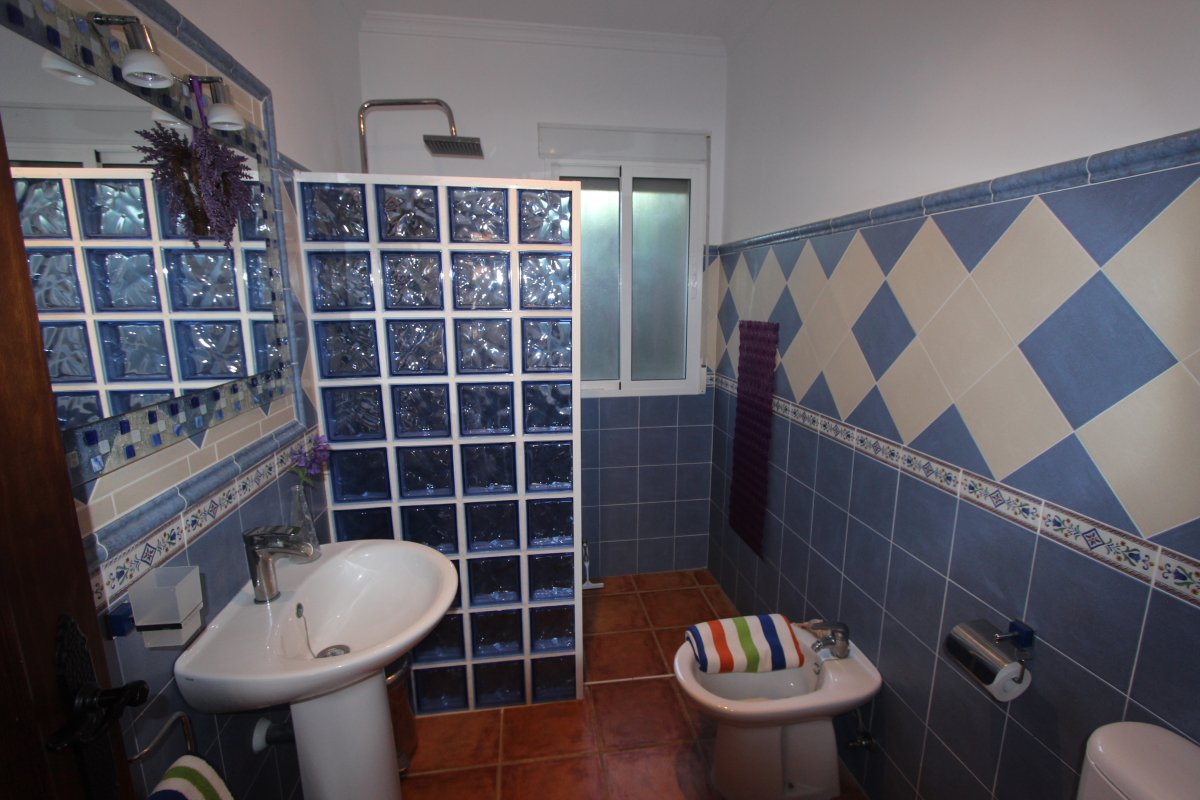 Andaluz Homes