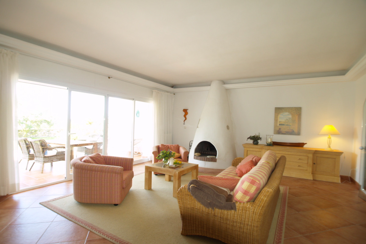 Andaluz Homes