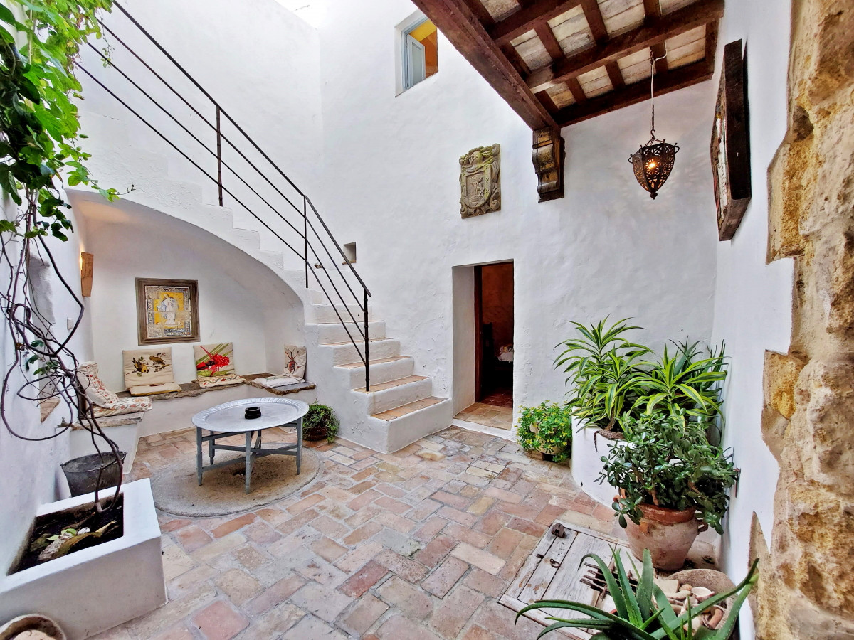 Andaluz Homes