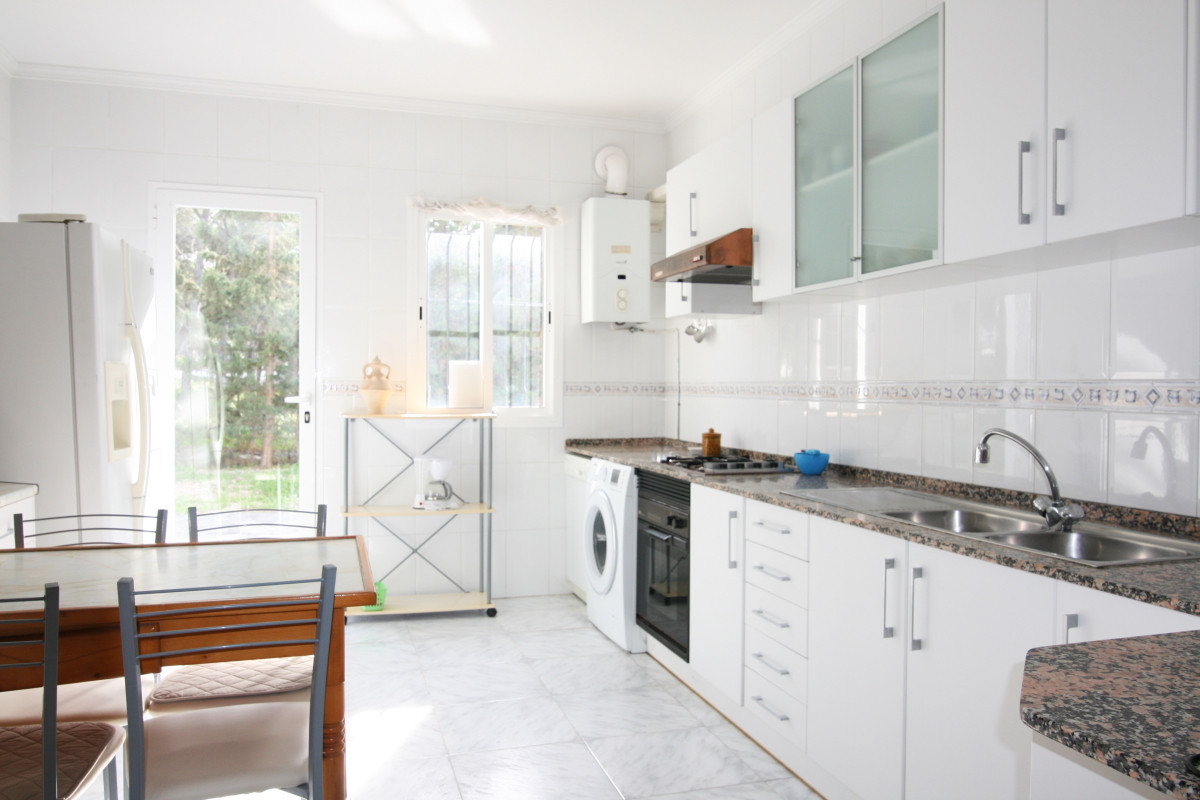 Andaluz Homes