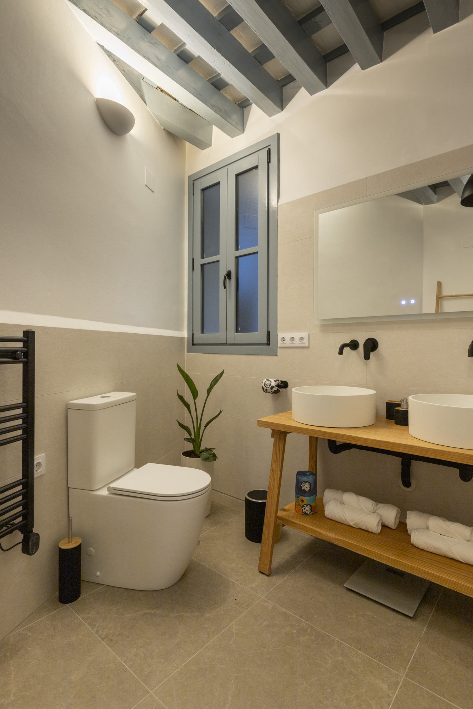 Andaluz Homes