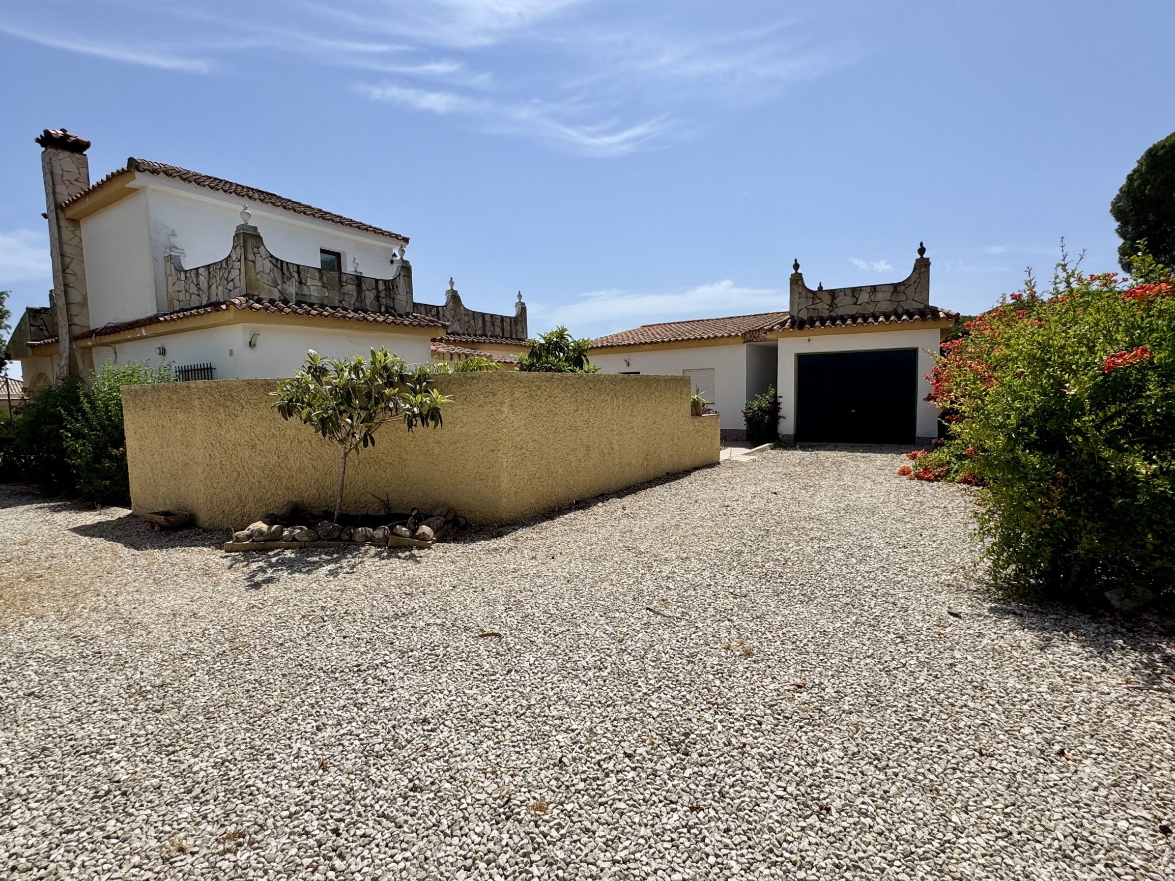 Andaluz Homes