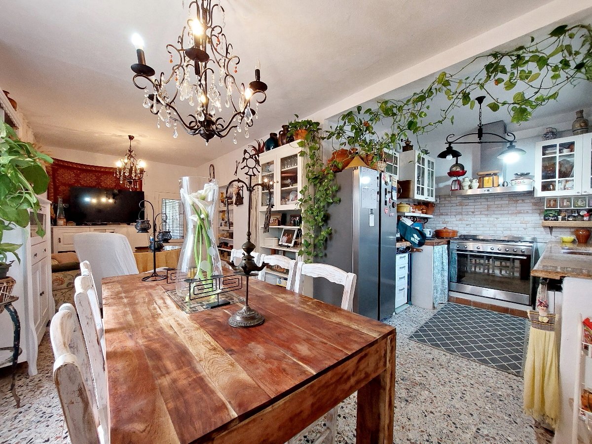 Andaluz Homes