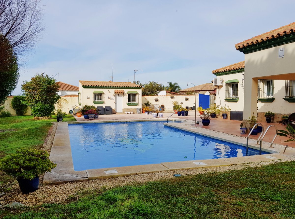 Andaluz Homes