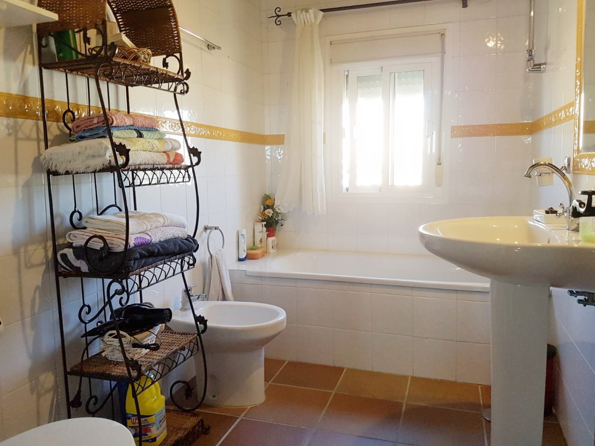 Andaluz Homes