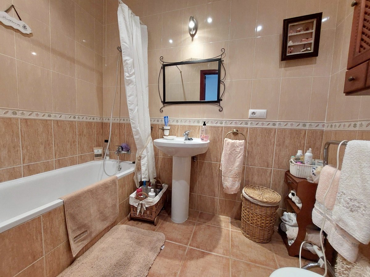 Andaluz Homes