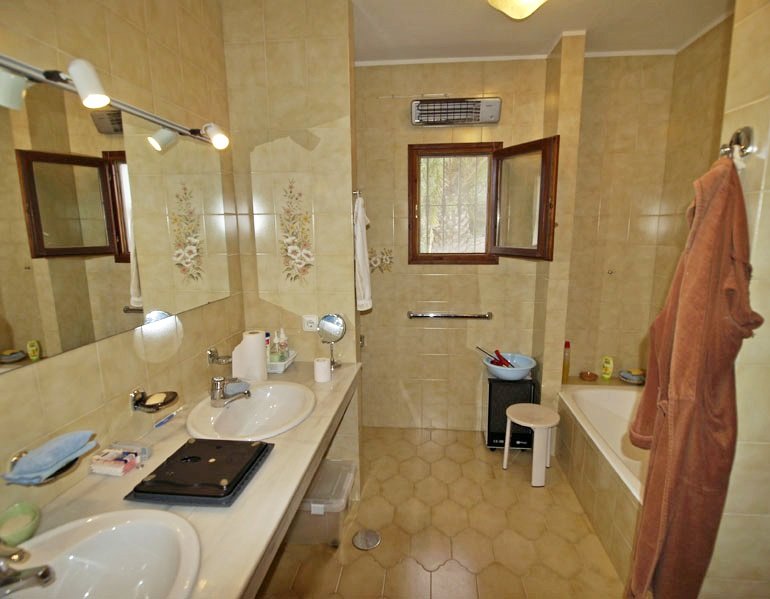 Andaluz Homes