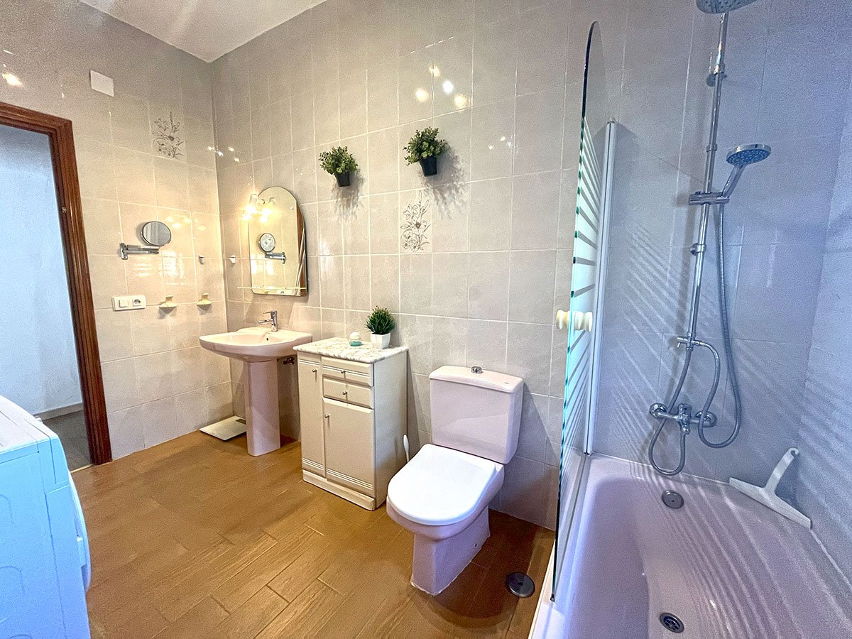 Andaluz Homes