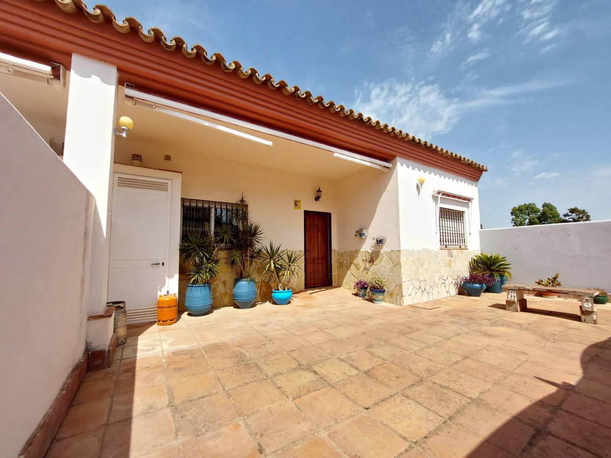 Andaluz Homes