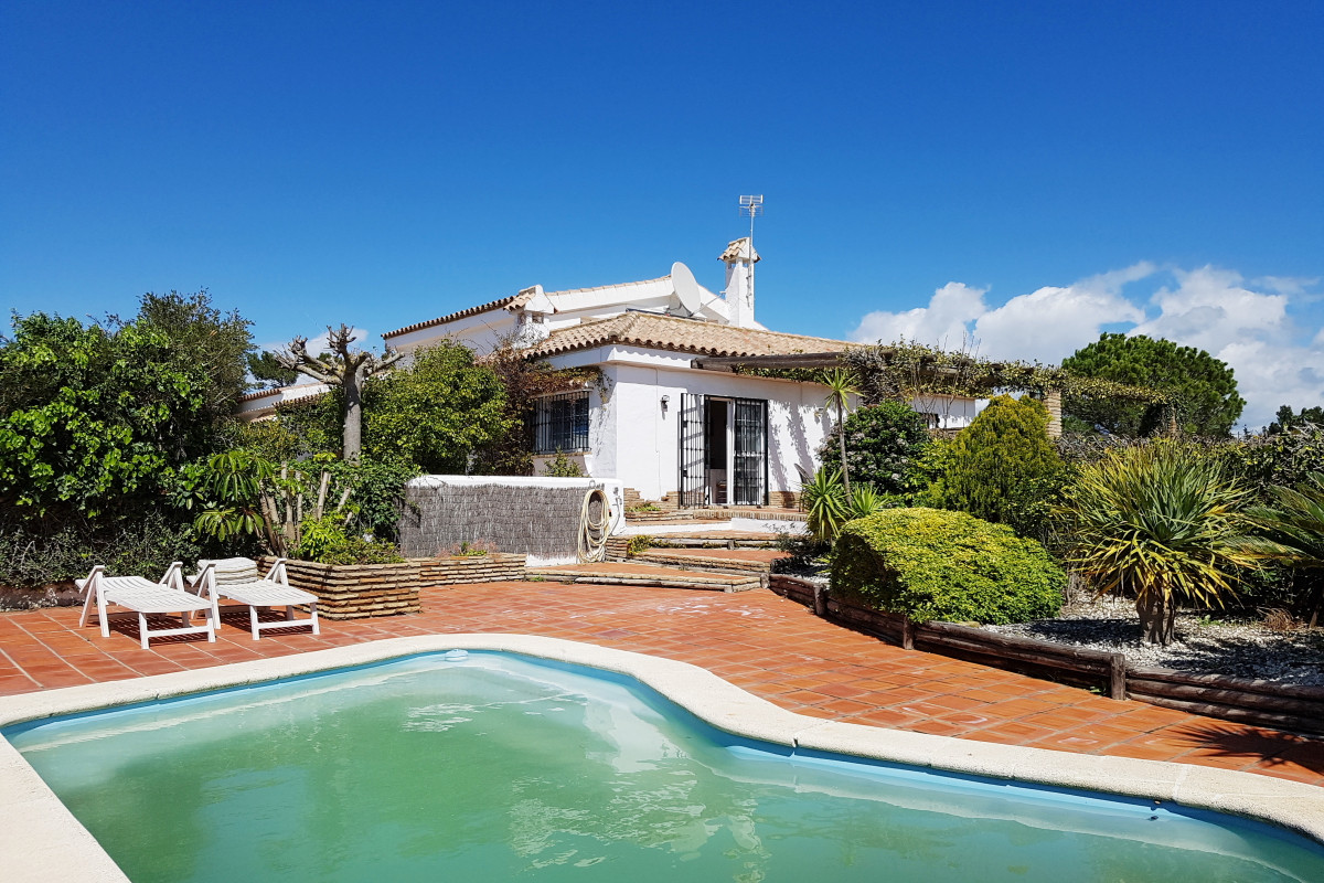 Andaluz Homes