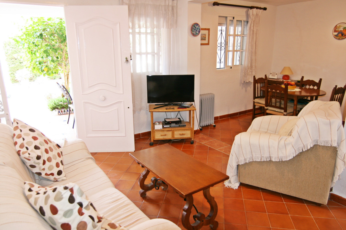 Andaluz Homes
