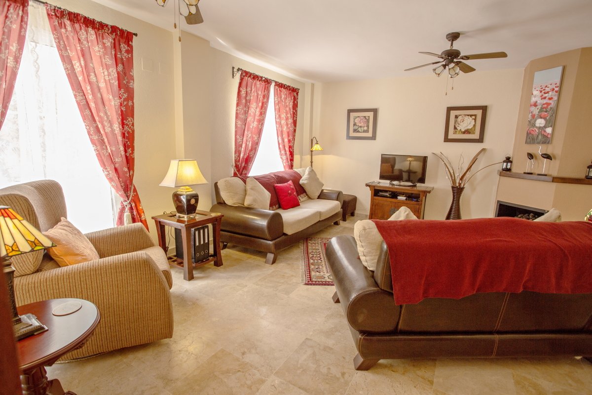 Andaluz Homes