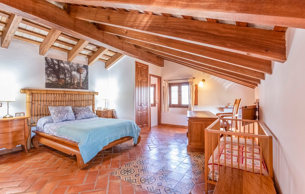 Andaluz Homes