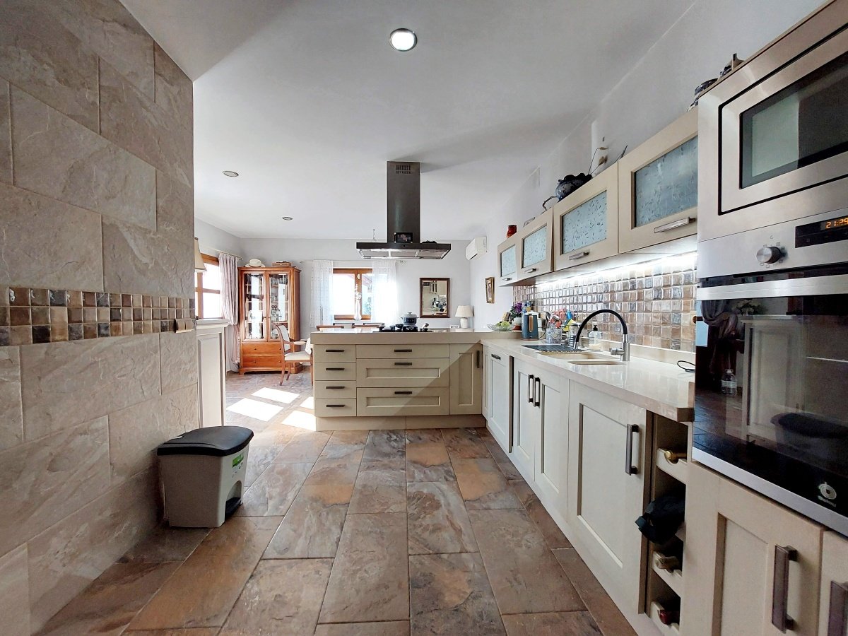 Andaluz Homes