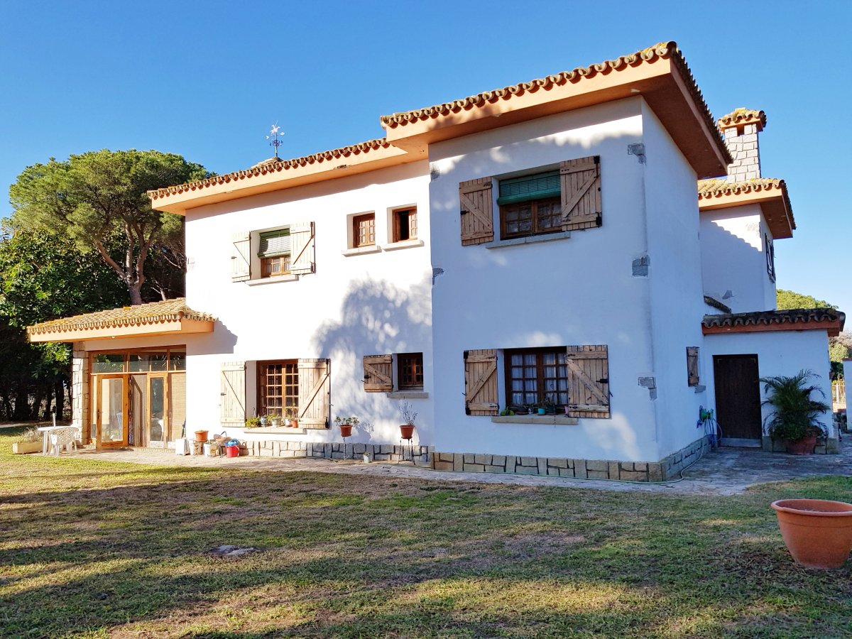 Andaluz Homes