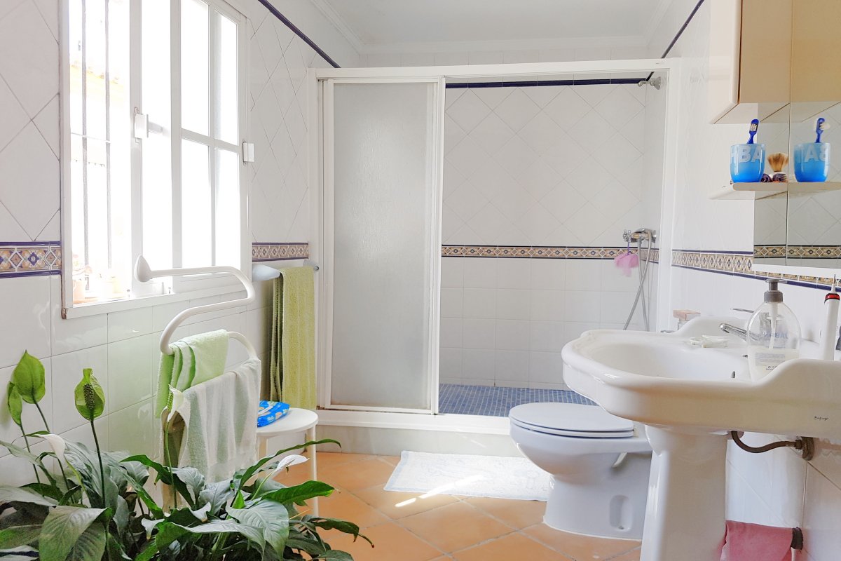 Andaluz Homes