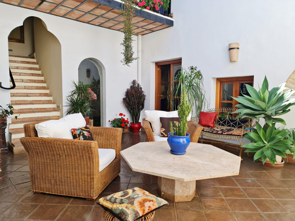 Andaluz Homes