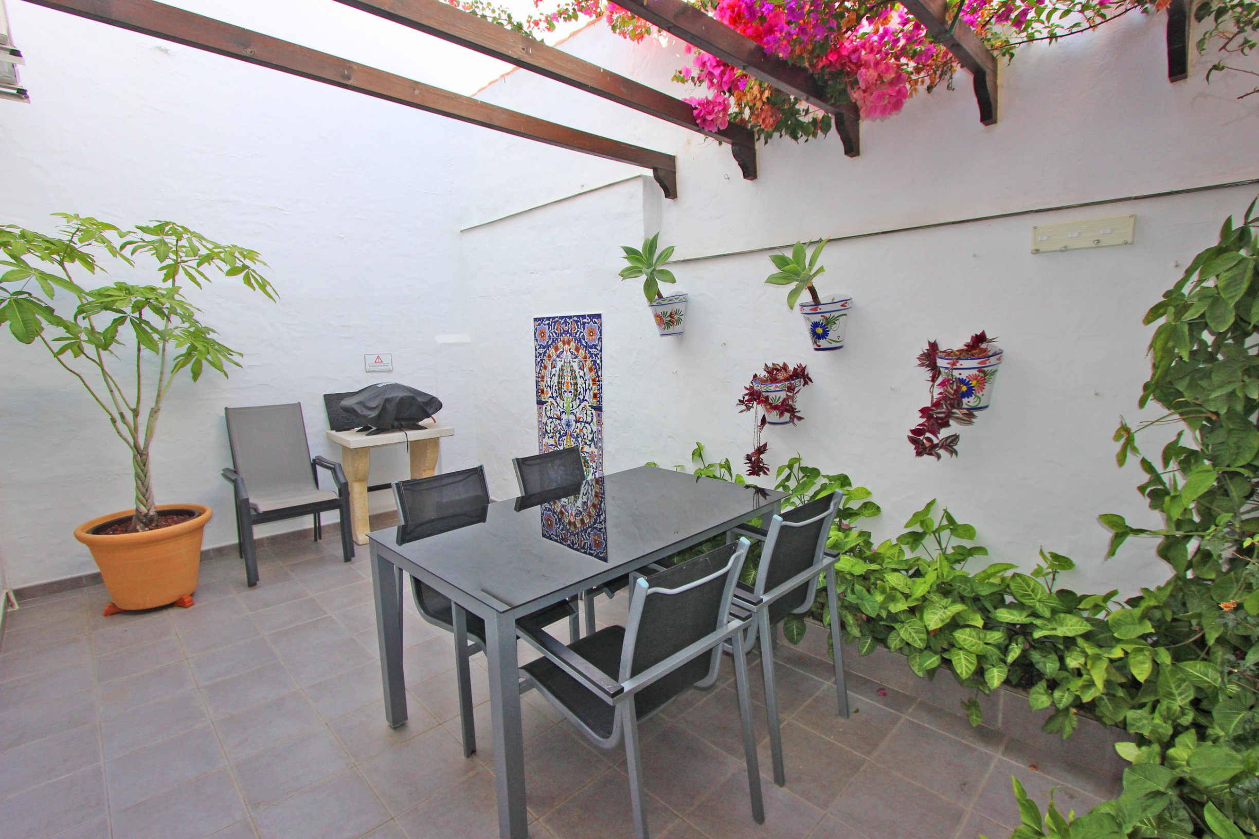 Andaluz Homes