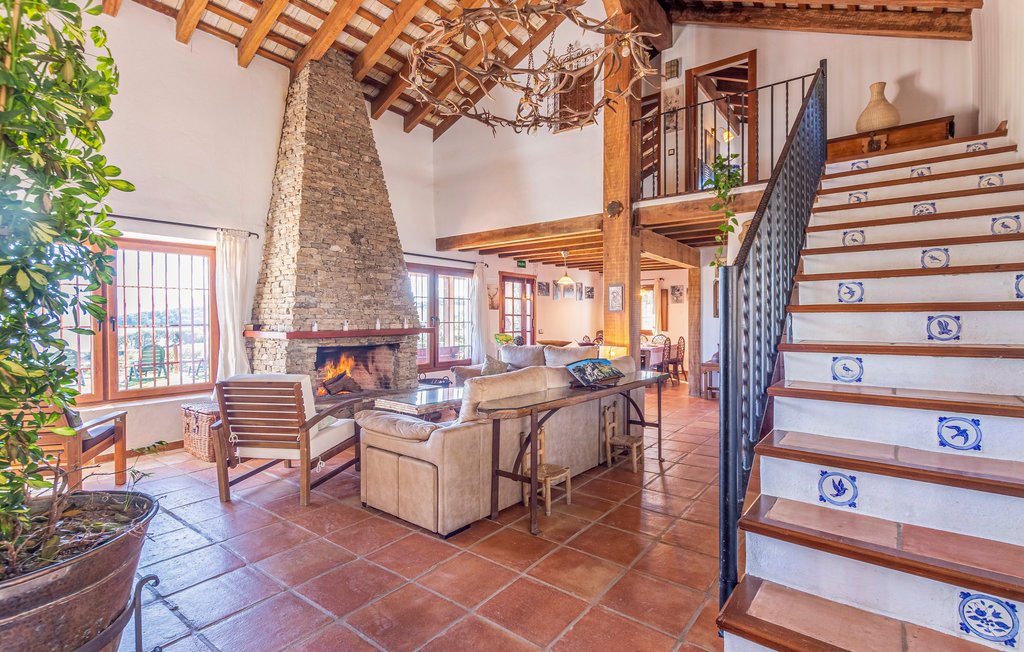 Andaluz Homes