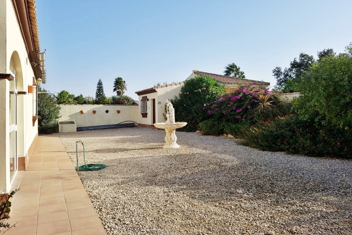 Andaluz Homes